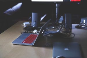 power supply to laptops